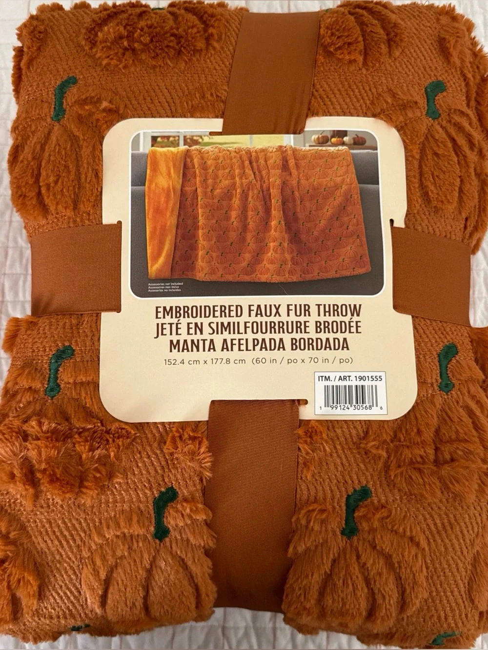 NWT Costco Halloween Faux Fur Throw Blanket - Orange Pumpkin